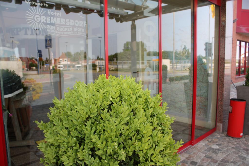 Hotel Gremersdorf - Zum Gruenen Jaeger Bagian luar foto