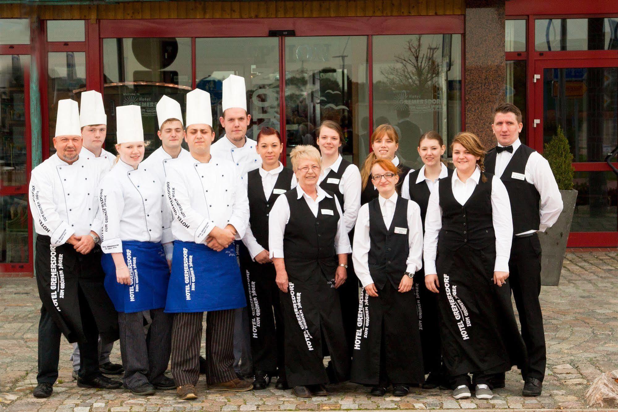 Hotel Gremersdorf - Zum Gruenen Jaeger Bagian luar foto